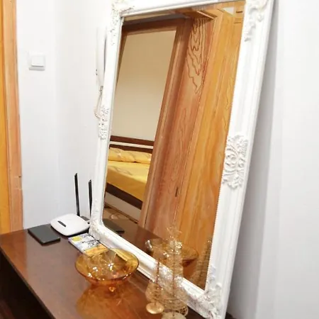 Lidda In Residential Area Apartament Warna