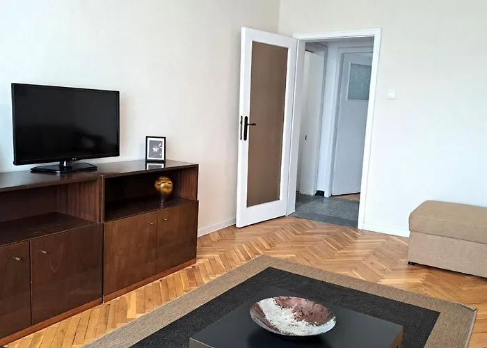 شقة Lidda In Residential Area فارنا