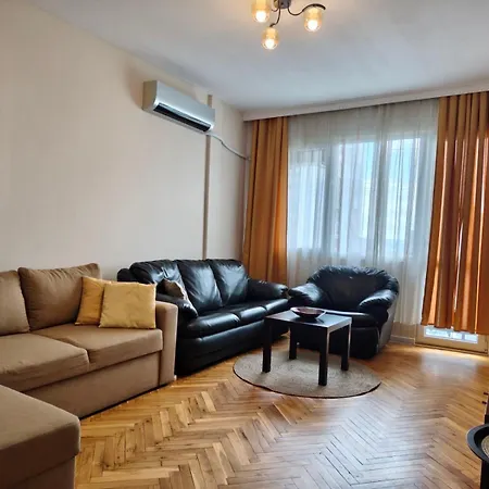 Lidda In Residential Area Apartament *