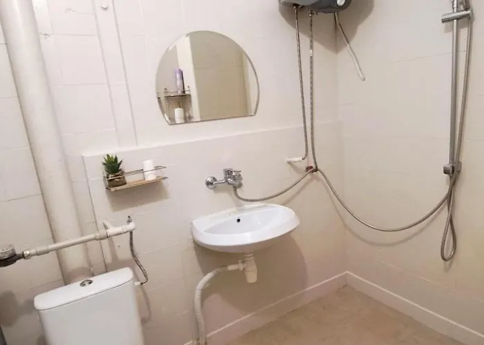 Lidda In Residential Area Apartament *